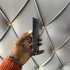 Samsung Galaxy S20 128 GB Gray