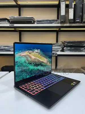 Laptop HP Omen Transcend 14-fb0023dx 32GB Intel Core Ultra 9 SSD 1T