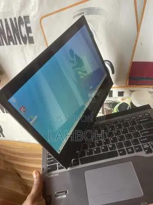 Laptop Fujitsu Lifebook T902 8GB Intel Core i5 HDD+SSD 500GB