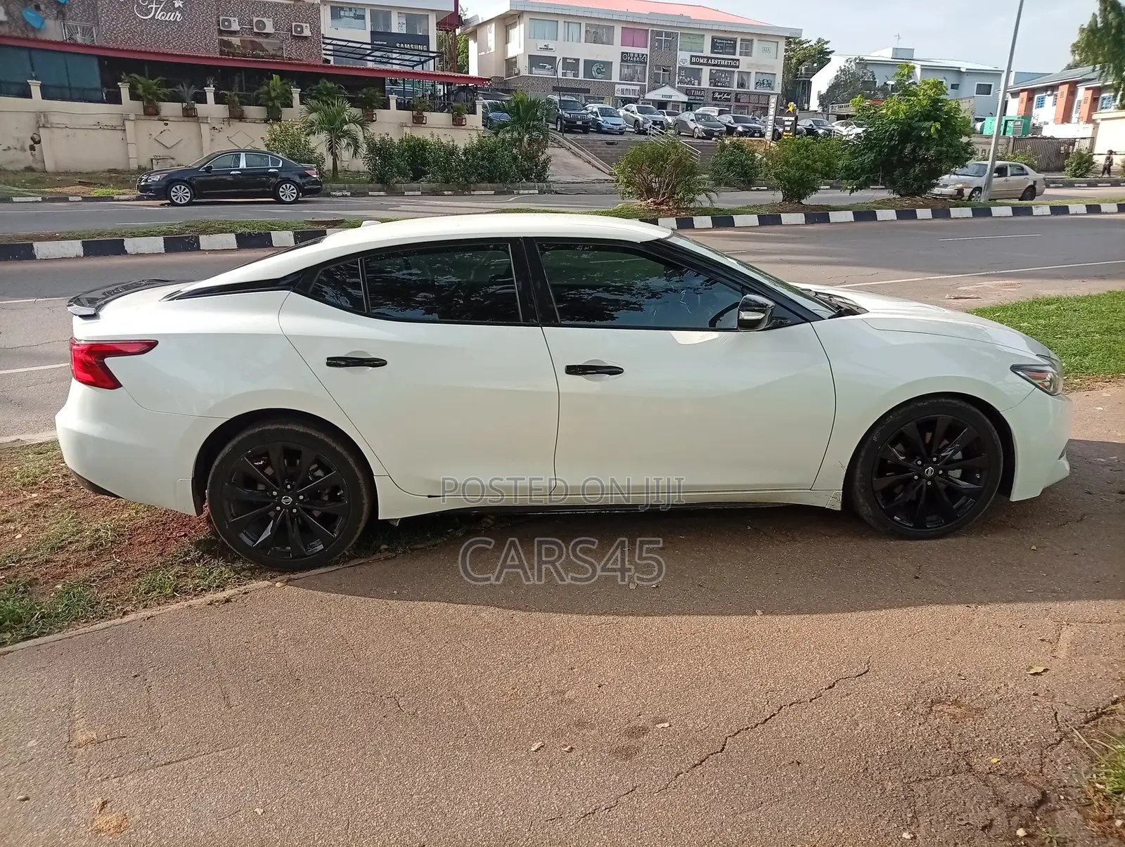 Nissan Maxima 2016 White