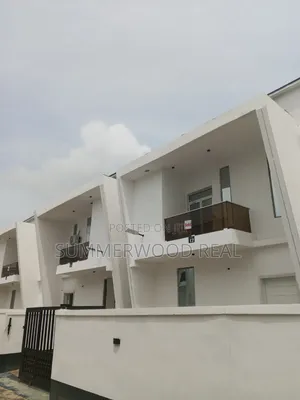 4bdrm Duplex in Lekki Phase 2 for rent