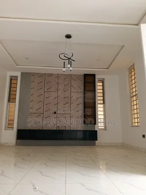 4bdrm Duplex in Lekki Phase 2 for rent