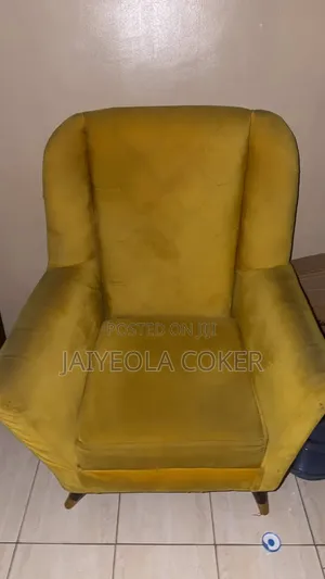 Single Chair