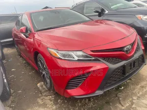Toyota Camry SE FWD 2020 Red