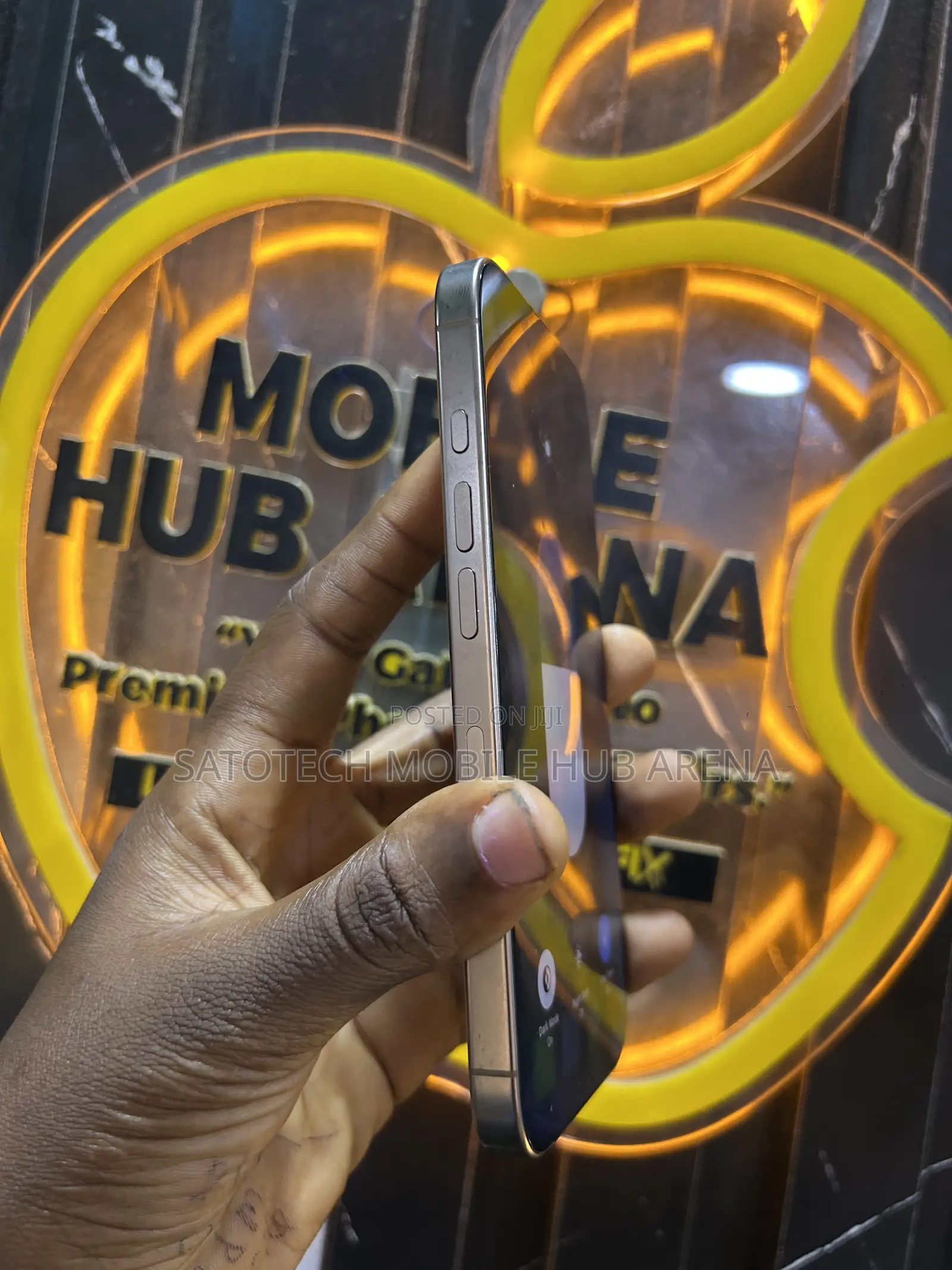 Apple iPhone 16 Pro 128 GB Gold