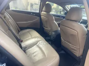 Hyundai Sonata Limited Sedan FWD (2.4L 4cyl 6A) 2013 Blue