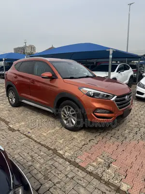 Hyundai Tucson SE FWD 2018 Orange