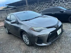 Toyota Corolla LE ECO 4dr Sedan (1.8L 4cyl CVT) 2017 Gray