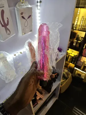 Battery Powered Realistic Dildo Vibrator for Women