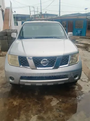 Nissan Pathfinder LE 4x4 2006 Silver