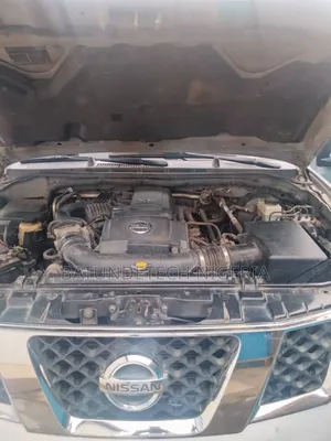 Nissan Pathfinder LE 4x4 2006 Silver