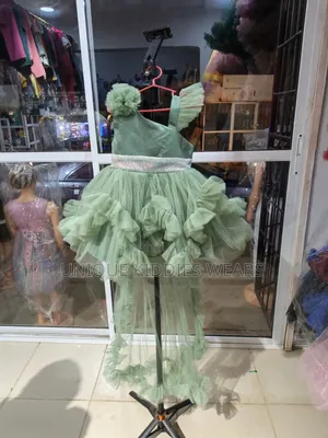 Designers Gowns for Your Ba Y