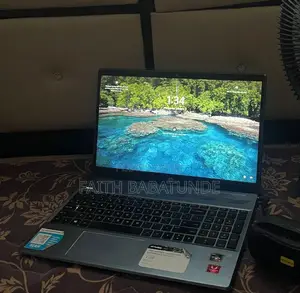 Laptop HP Pavilion 15 8GB AMD Ryzen 5 HDD+SSD 1T