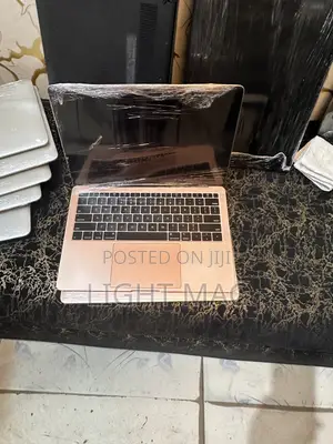 Laptop Apple MacBook Air 2018 8GB Intel Core i5 SSD 128GB