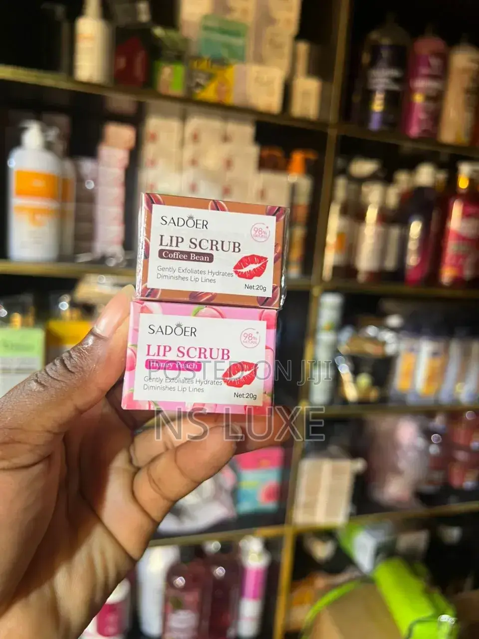 Sadoer Lip Scrub