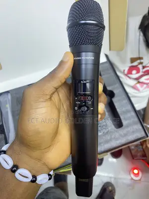 Shure SLX-Dwireless Microphone System