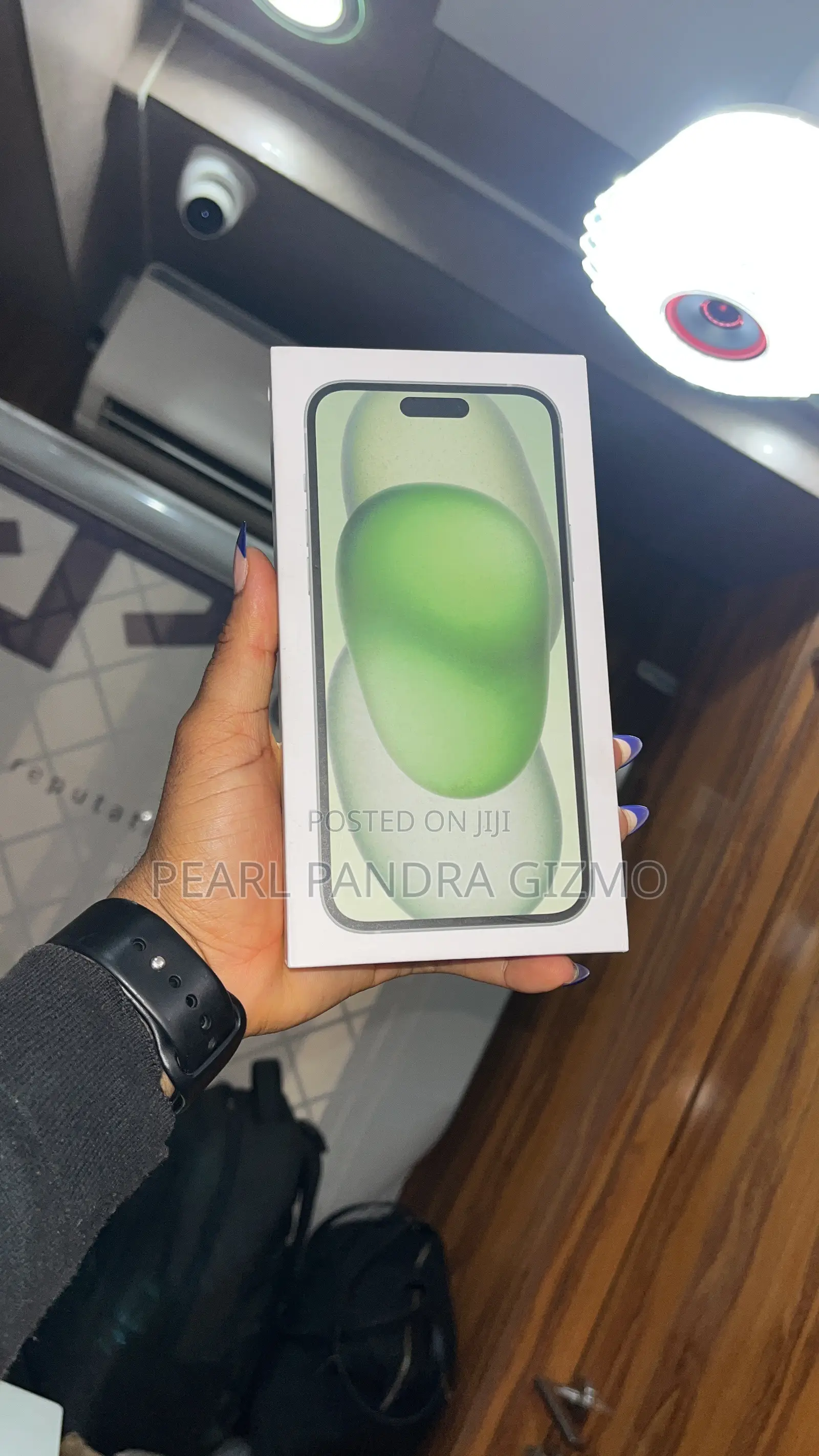 New Apple iPhone 15 Plus 256 GB Green