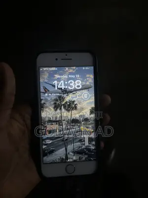 Apple iPhone 8 64 GB Gold