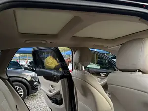 Mercedes-Benz GLC-Class 2019 Black