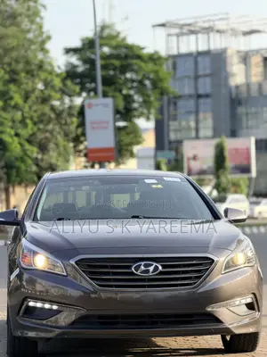 Hyundai Sonata Sport Sedan FWD (2.4L 4cyl 6A) 2016 Brown
