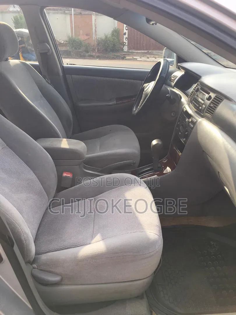 Toyota Corolla 2006 Silver