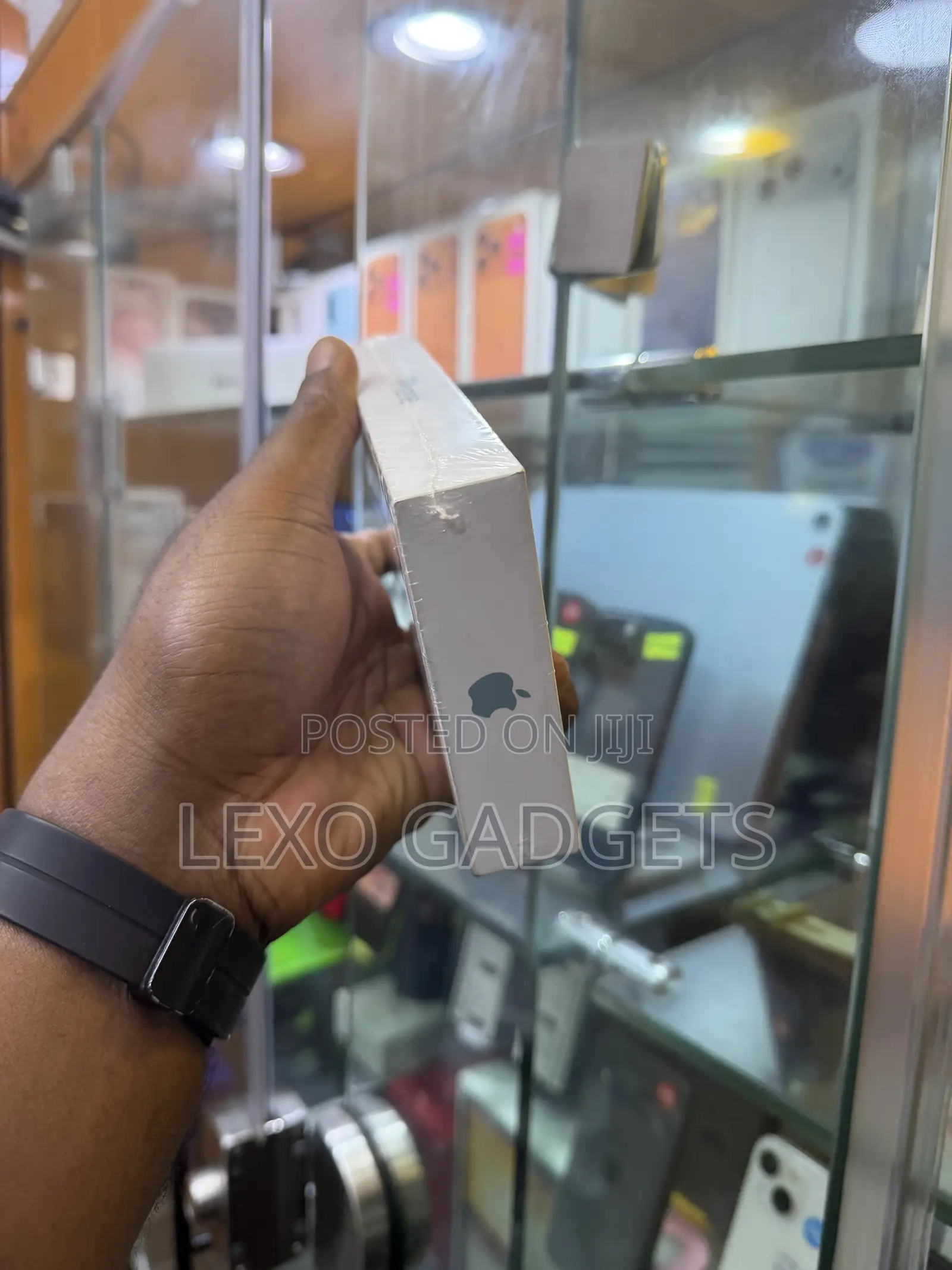 New Apple iPhone 16 Plus 128 GB Green