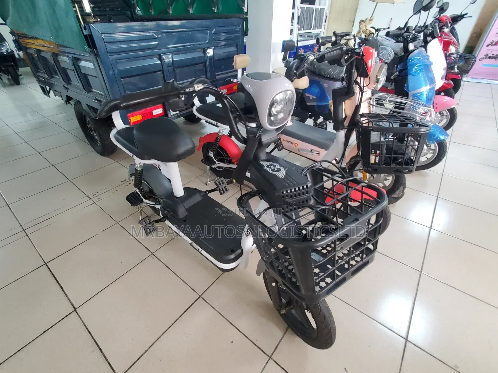 New Motorcycle 2025 White