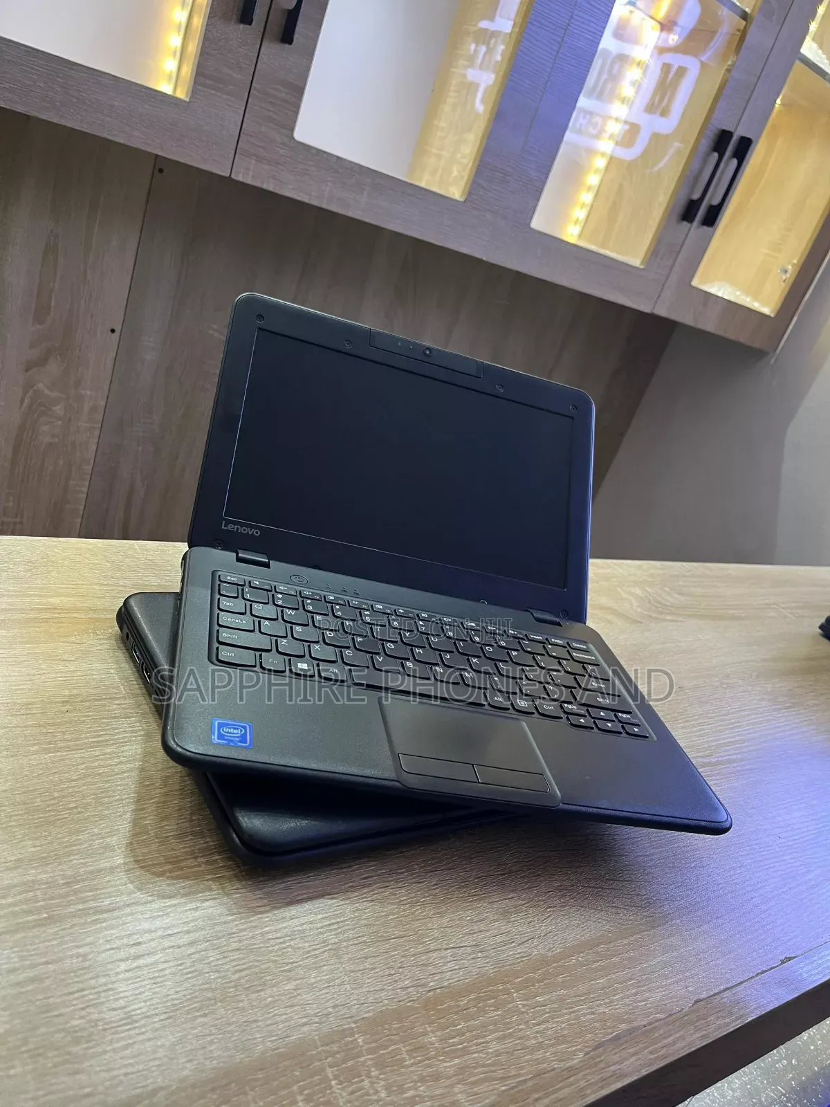 Laptop Lenovo 100e 4GB Intel Celeron HDD 60GB