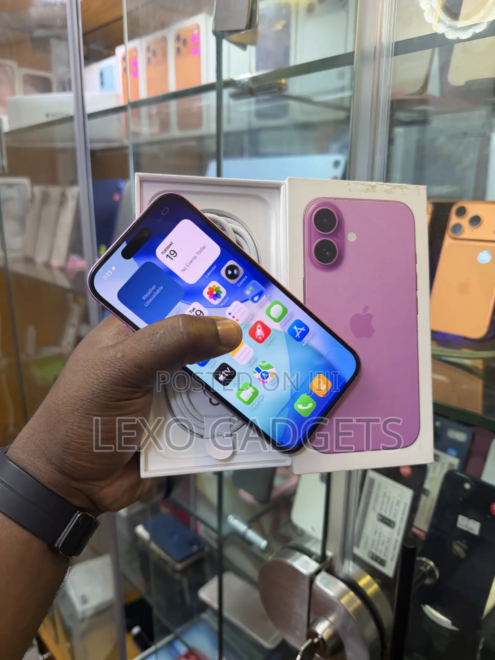 Apple iPhone 16 128 GB Pink