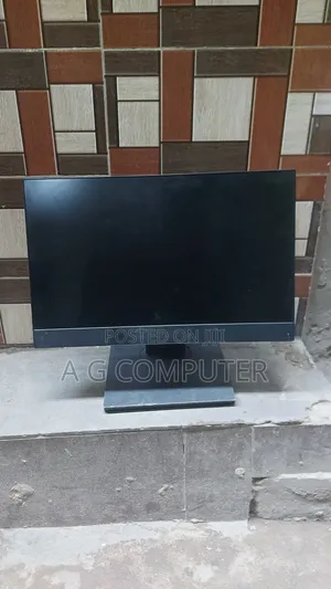 Desktop Computer Dell 8GB Intel Core i5 SSD 256GB