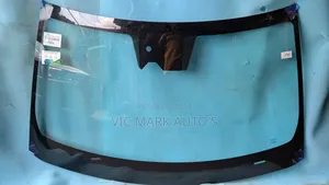 Hyundai Santa Fe 2024 Front Windshield Glass Brand New.
