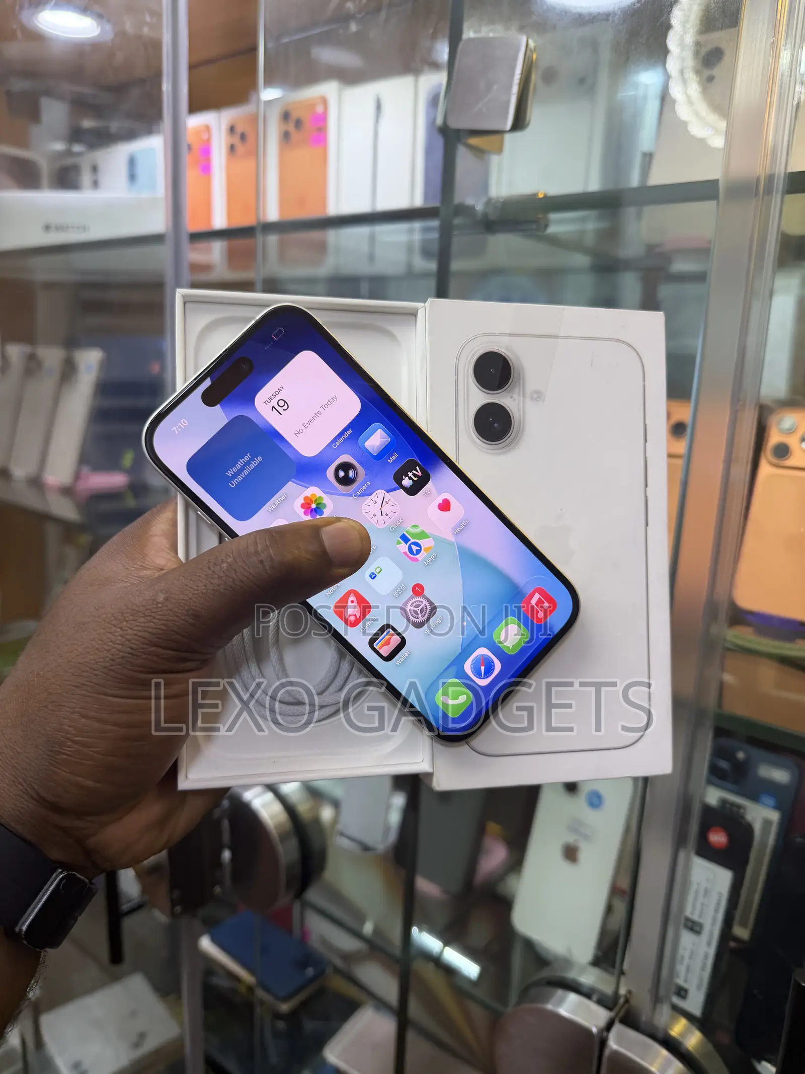 Apple iPhone 16 128 GB White