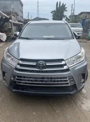 Toyota Highlander 2017 Silver