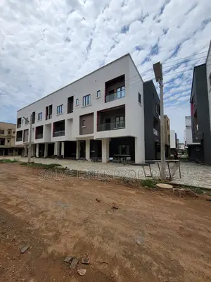 3bdrm Duplex in Gudu for sale