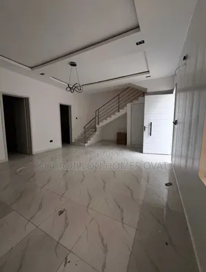 4bdrm Duplex in Ikota Lekki Lagos for rent