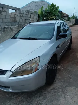 Honda Accord Automatic 2005 Silver