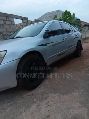 Honda Accord Automatic 2005 Silver