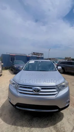 Toyota Highlander Limited 2012 Silver