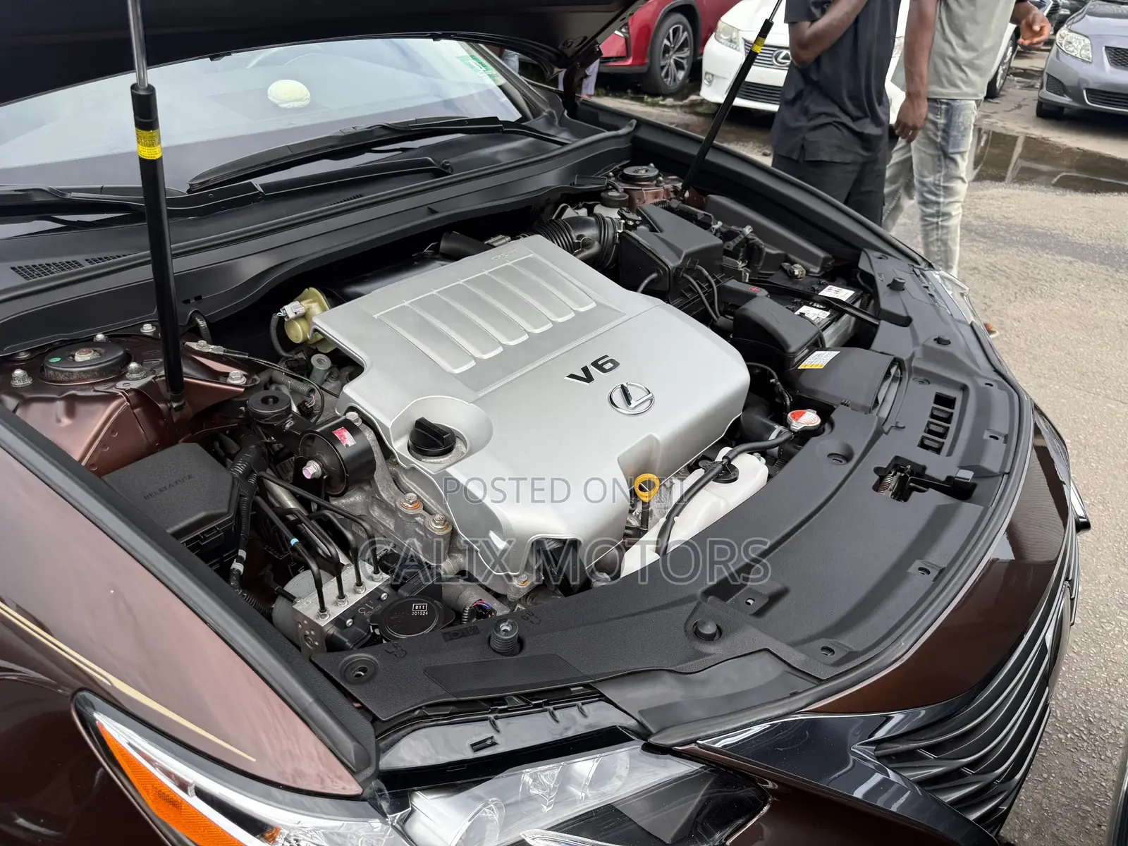 Lexus ES 2016 Brown