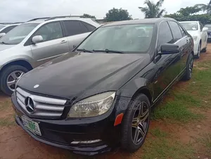 Mercedes-Benz C300 2010 Black