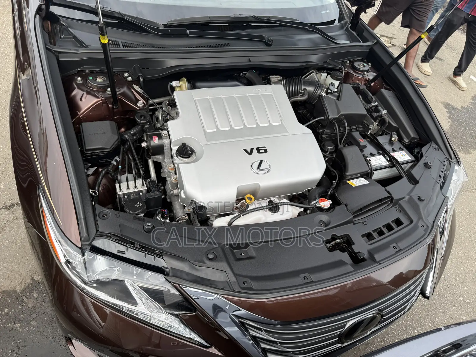 Lexus ES 2016 Brown