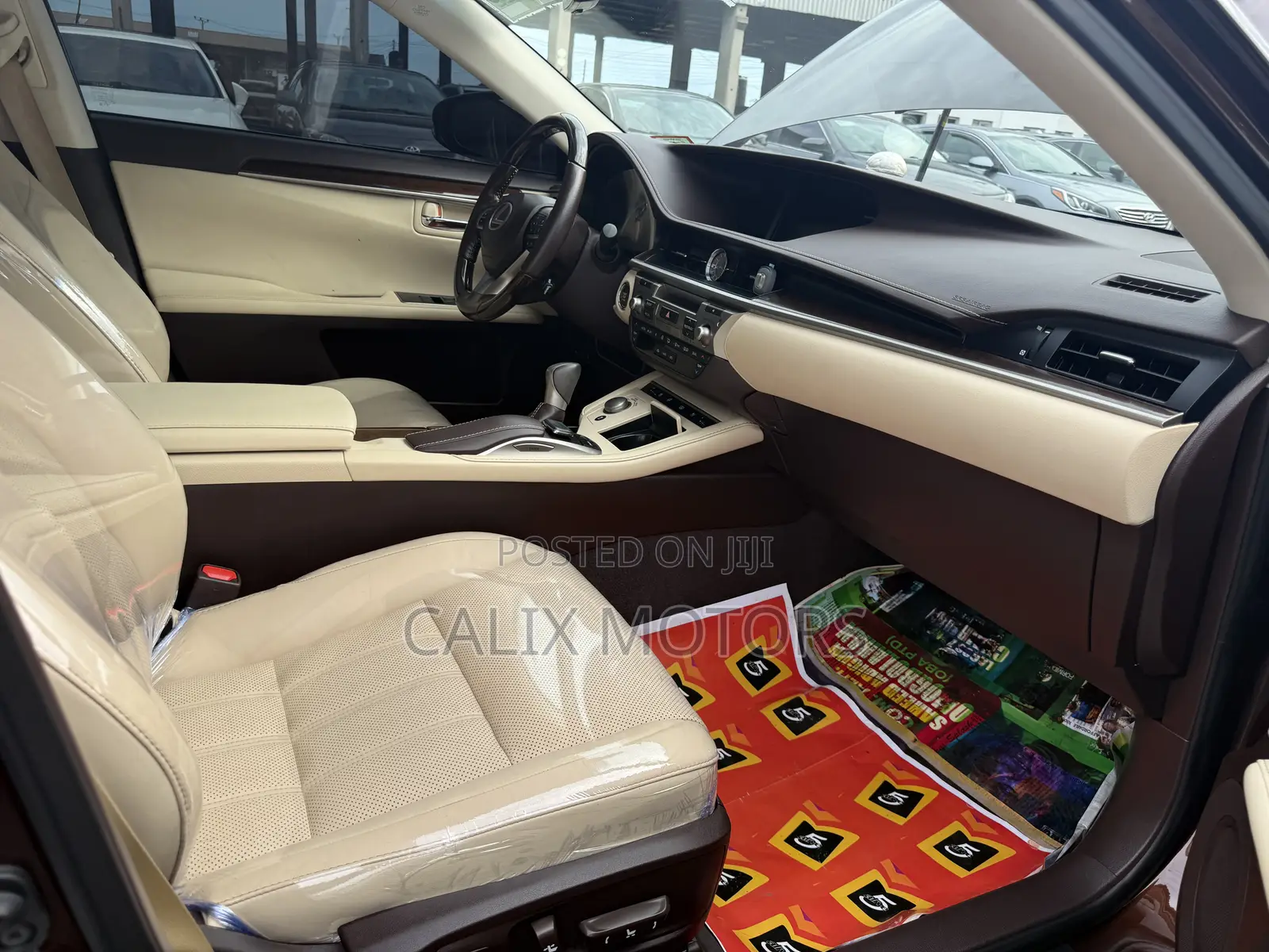 Lexus ES 2016 Brown