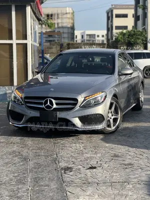 Mercedes-Benz C400 2016 Gray
