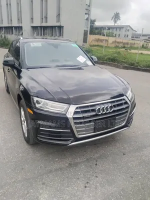 Audi Q5 2.0T Premium AWD quattro 2018 Black