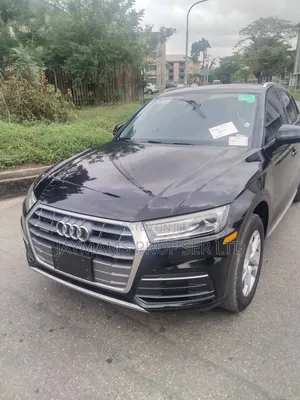 Audi Q5 2.0T Premium AWD quattro 2018 Black