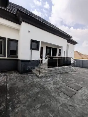 3bdrm Duplex in Nugget, Gwarinpa for sale