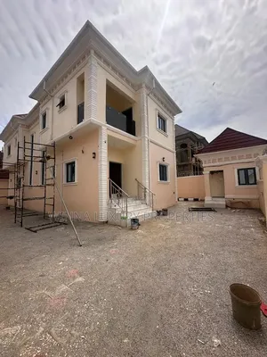 5bdrm Duplex in Gwarinpa Extension for rent