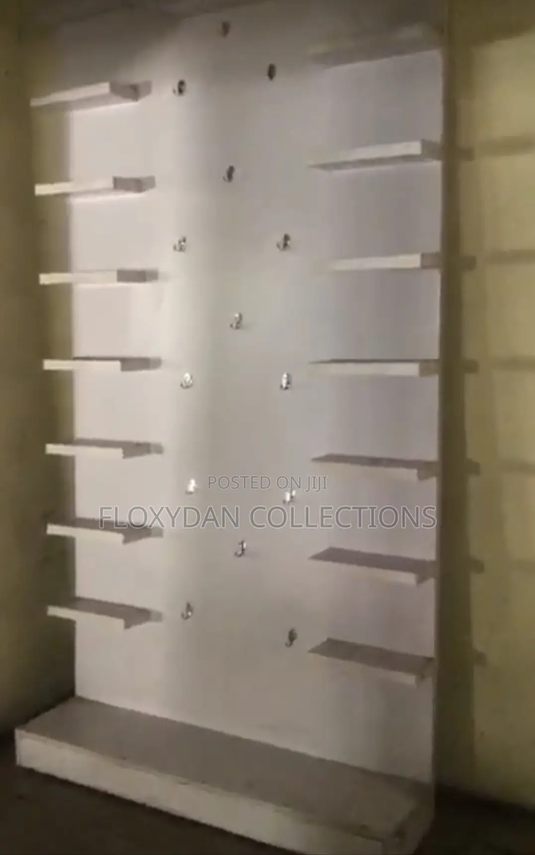 Quality Step by Step and Hook HDF Shelf