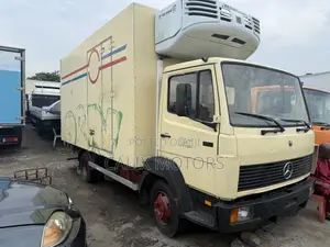 Foreign Used Mercedes Benz 814 Refrigerator Cooling Truck.
