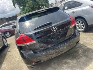 Toyota Venza Limited 2010 Black
